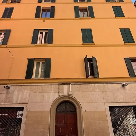 Di Design Nel Centro Storico Di Болонья